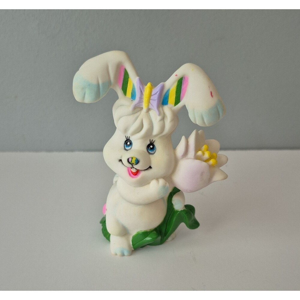 TCFC Vintage 1992 Giggle Bunny Rabbit PVC Collectable Figurine 4 Inches